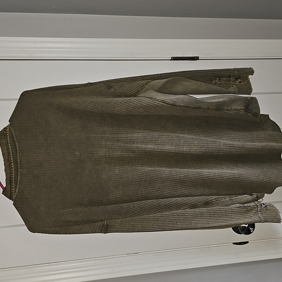 Womens used like new green mineral wash BKE shacket/shirt top. Sz xlg - Picture 6 of 9